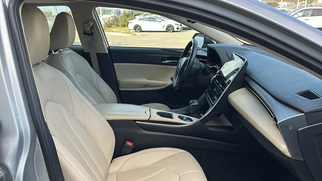 2019 Toyota Avalon XLE 23