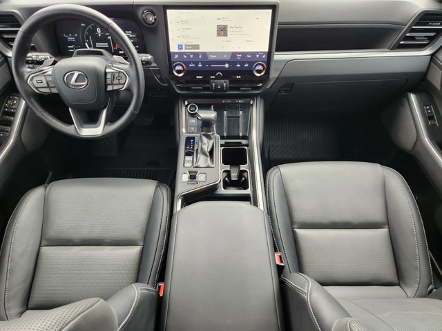 2024 Lexus GX 550 Luxury Green at Westside Lexus