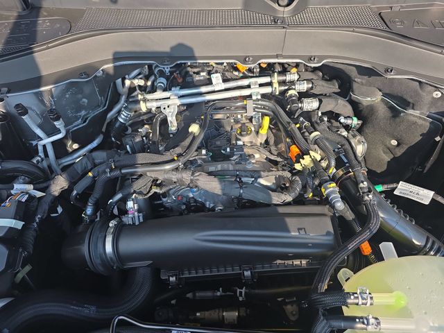 New 2027 Gray Ford 4DR RWD ACTIVE image 32