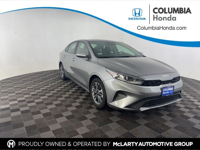 2024 Kia Forte LXS FWD