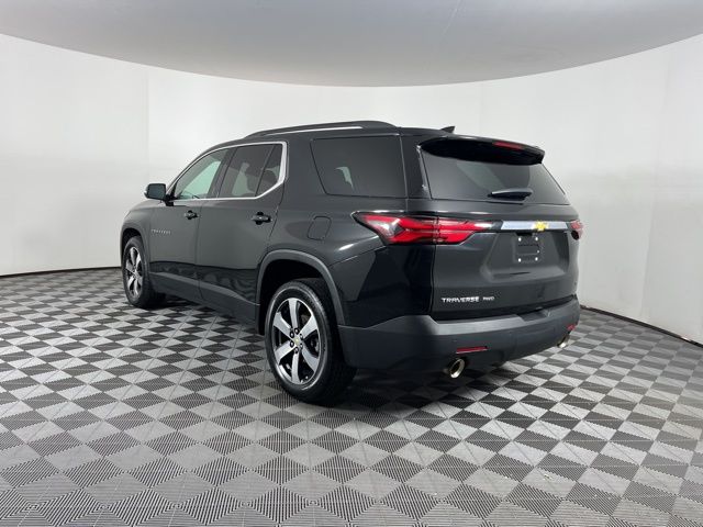 2022 Mosaic Black Metallic Chevrolet Traverse LT Leather AWD SUV