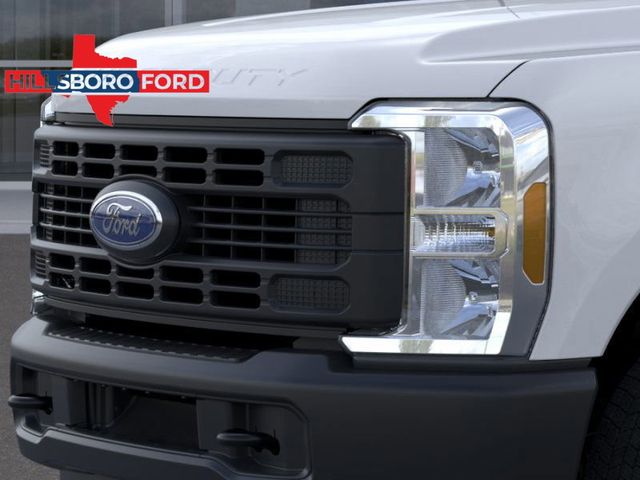 2024 Oxford White Ford Super Duty F-250 SRW XL 4X4 Truck