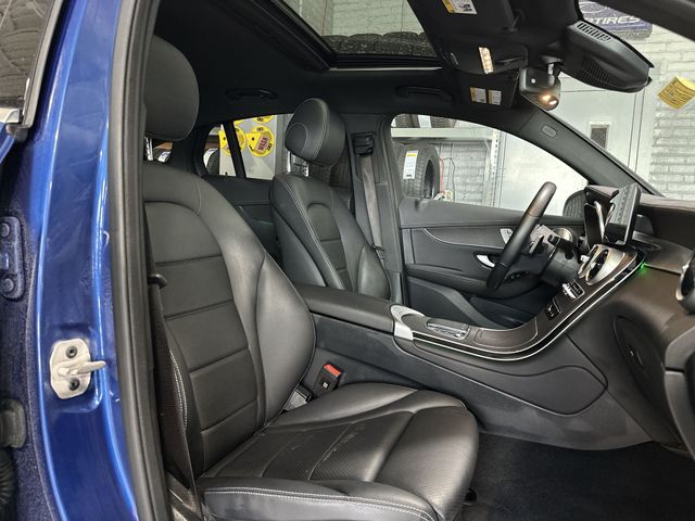 Certified Used 2023  Mercedes-Benz GLC 300 Coupe image 28