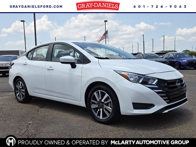 2023 Nissan Versa SV FWD