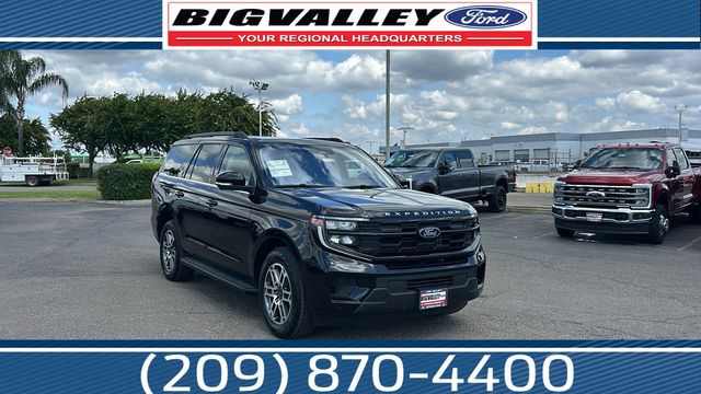 Black Metallic 2025 Ford Expedition Active 4WD SUV / Crossover Four-Wheel Drive Automatic
