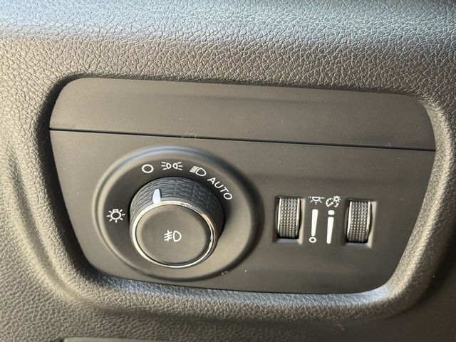 2021 Jeep Grand Cherokee L Limited Black at Autostrade