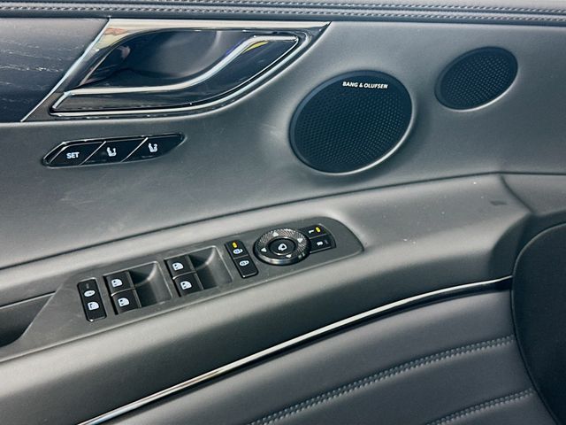 Thumbnail: 2026 Genesis GV80 - 20