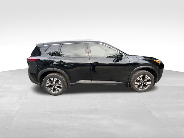 2021 Nissan Rogue SV 10