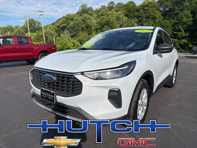 Silver Metallic 2025 Ford Escape SUV / Crossover All-Wheel Drive 8-Speed Automatic