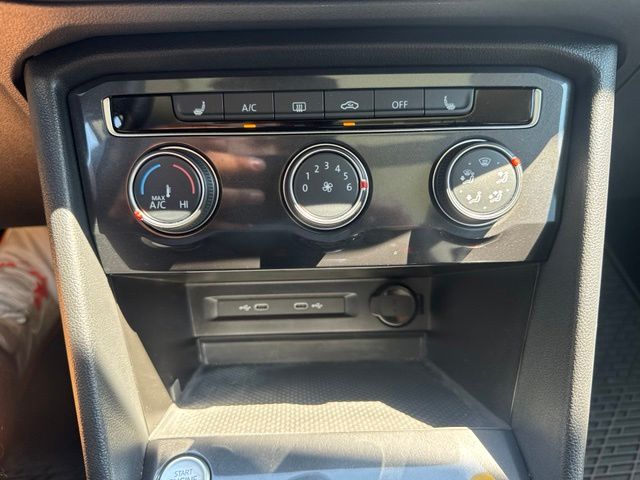 Used 2024 Gray Volkswagen 2.0T Wolfsburg Edition image 28