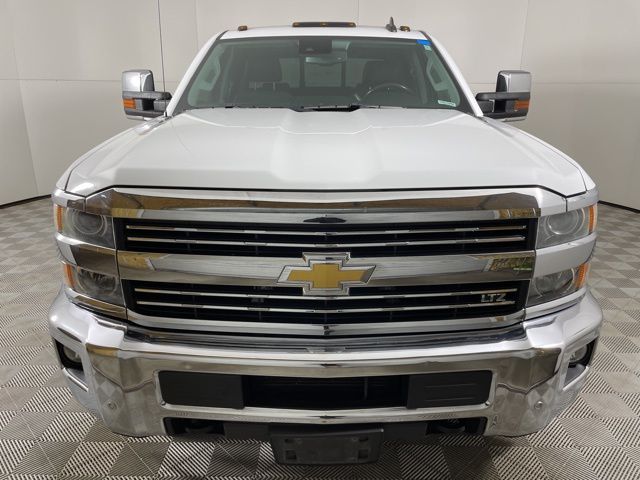 2016 Chevrolet Silverado 3500HD LTZ 3