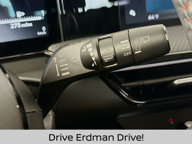 Used 2025 Nissan Kicks SUV