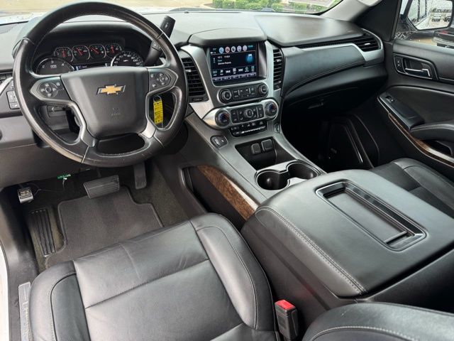 2018 Chevrolet Suburban LT photo