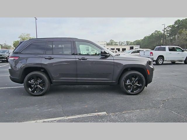 2026 Jeep Grand Cherokee Limited 4x2