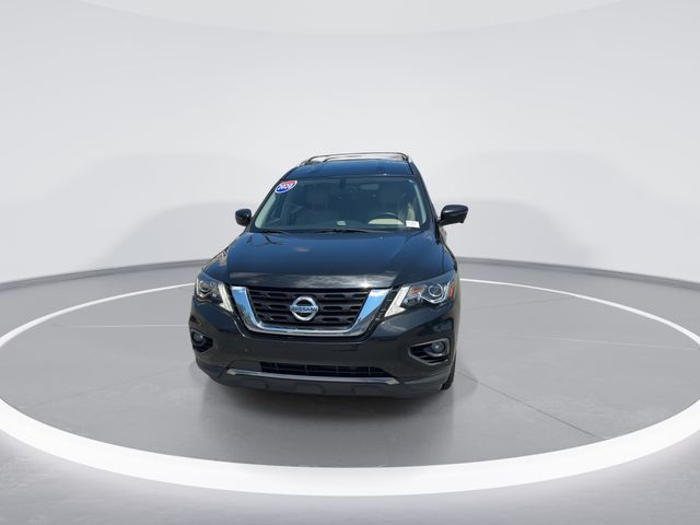 Used 2020 Black Nissan SL image 2