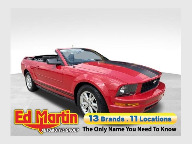 2007 Ford Mustang V6 Deluxe Convertible RWD