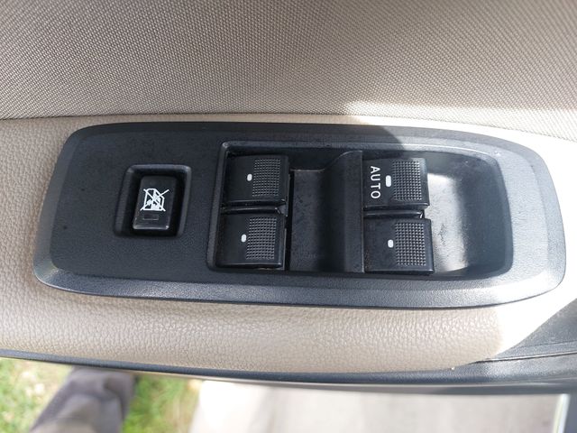Used 2022 Silver Ford XLT image 27