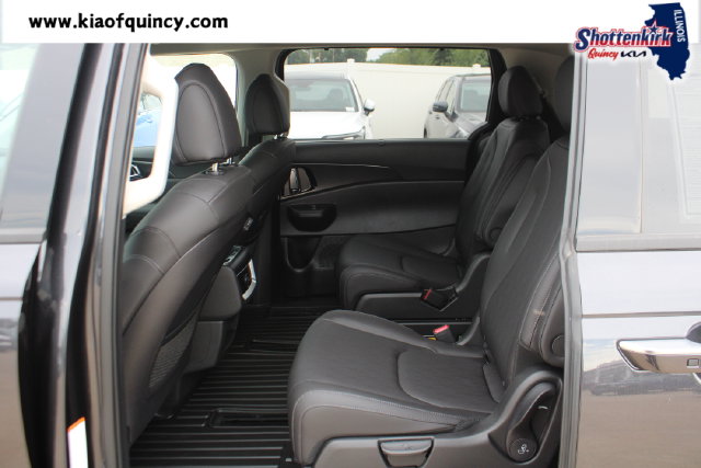 New 2027 Kia Carnival MPV Van