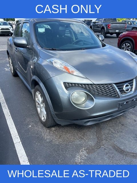 2013 Gun Metallic Pearl Metallic Nissan Juke S FWD SUV