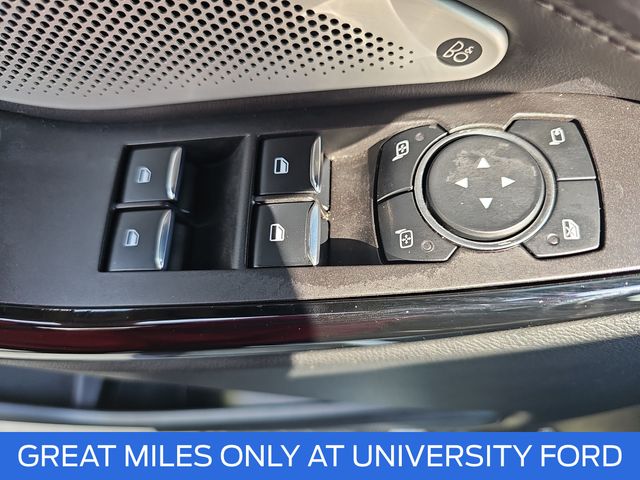 Used 2023 White Ford Platinum image 29