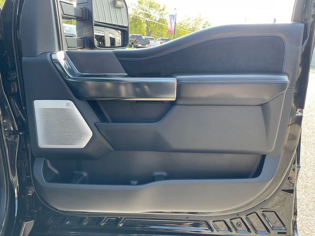 2026 Ford F-250SD Platinum - Agate Black Metallic exterior view 15