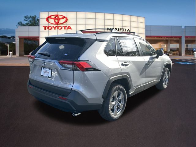 2024 Toyota RAV4 Hybrid XLE 28