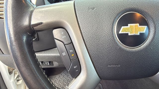 2012 Chevrolet Silverado 2500HD LT 32