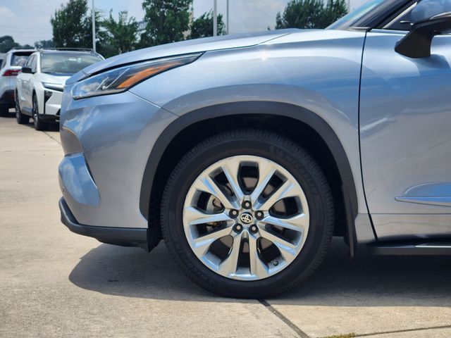 2021 Toyota Highlander Limited  at North Houston Mitsubishi