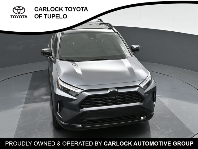 2022 Toyota RAV4 Hybrid XSE 32