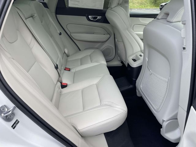 New 2026 White Volvo T8 Ultra image 20