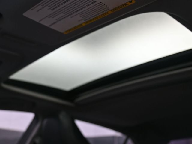 Used 2018 Toyota Camry SE with VIN 4T1B11HK5JU677892 for sale in Beaumont, TX