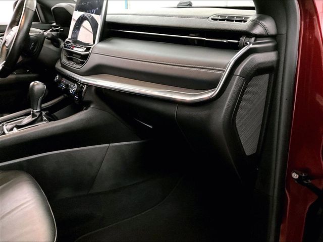 2022 Jeep Compass High Altitude Red at Grove City Ford