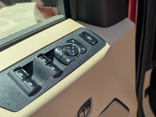 2017 Ford F-250SD Lariat - 10