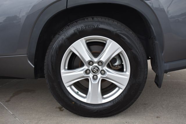 Used 2024 Toyota Highlander SUV