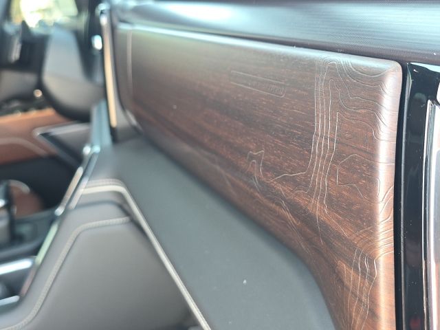 2025 GMC Sierra 1500 Denali Ultimate:C02563