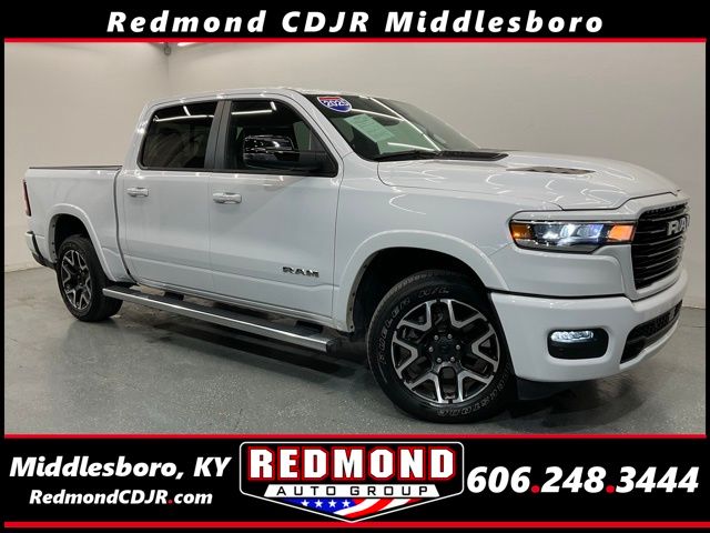 2025 RAM 1500 Laramie Crew Cab 4WD