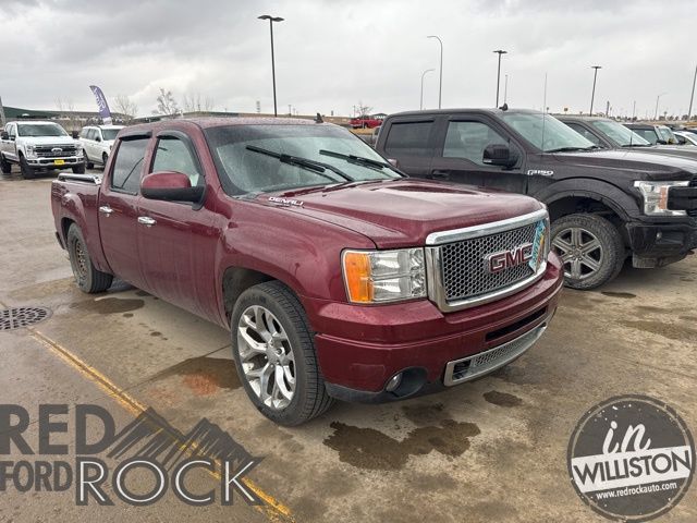 Sonoma Red Metallic 2013 GMC Sierra 1500 Denali Crew Cab AWD Pickup Truck All-Wheel Drive 6-Speed Automatic Overdrive