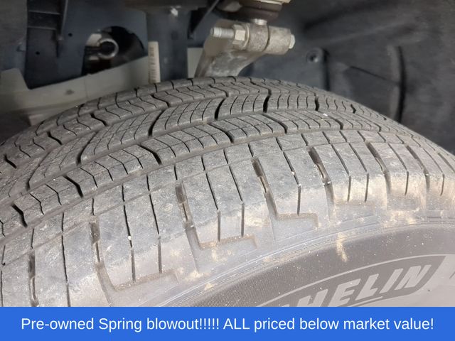 Used 2024 Diamond Black Jeep Limited image 19