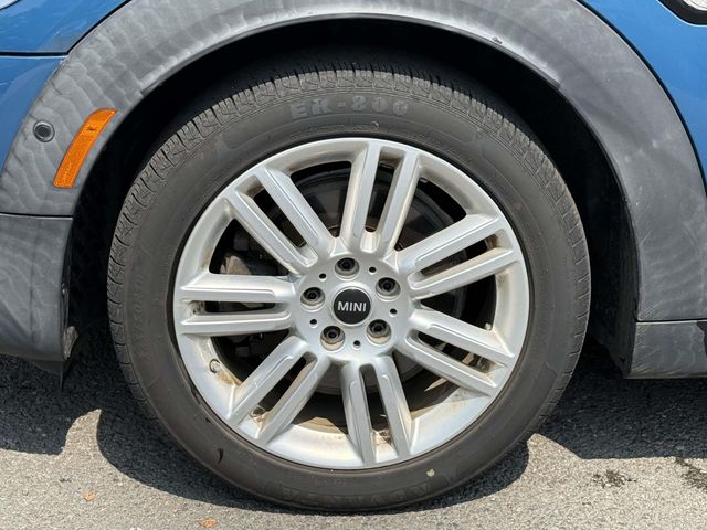 Used 2017 Blue MINI Base image 12