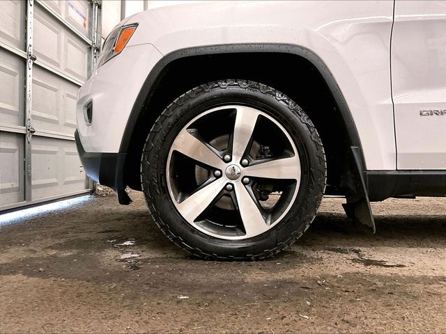 2014 Jeep Grand Cherokee Limited White at Carlisle Cadillac Buick GMC