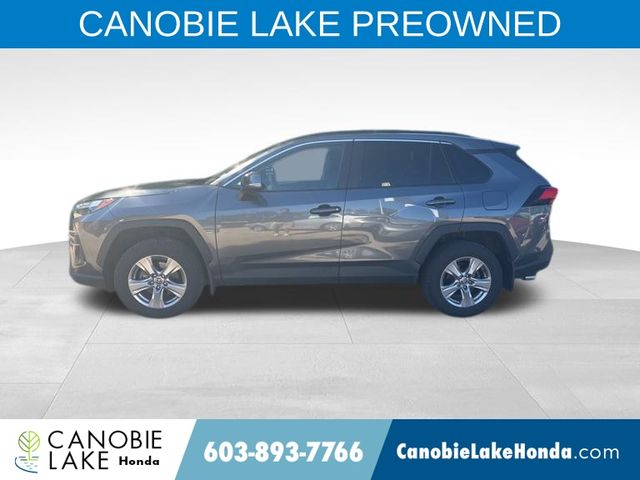 2022 Toyota RAV4 XLE photo 4