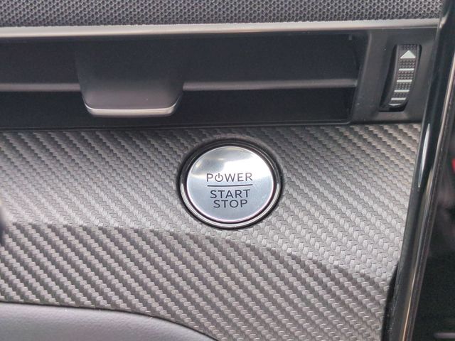 Used 2024 White Ford Select image 26