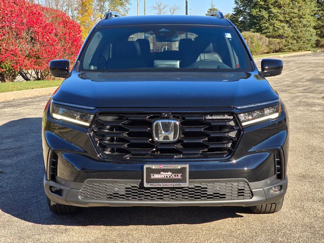 2025 Honda Pilot Black Edition 22