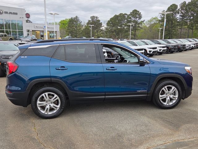 Used 2020 Blue GMC SLE image 13