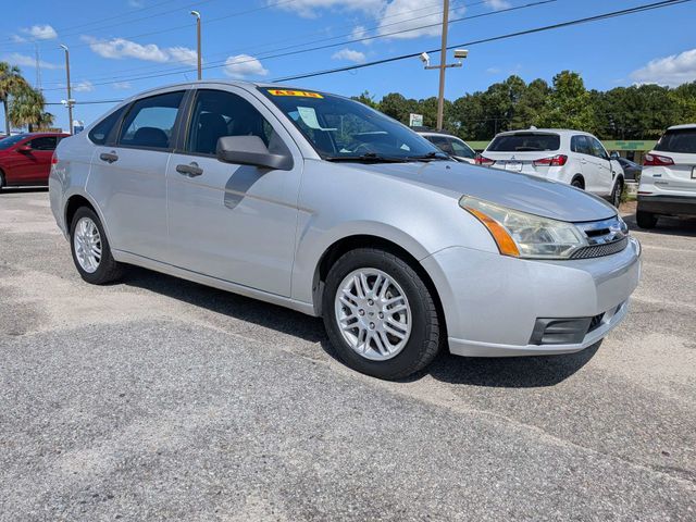  2010 Ford Focus SE   