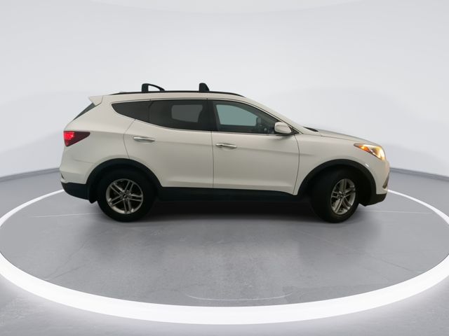 Used 2018 White Hyundai 2.4 Base image 5