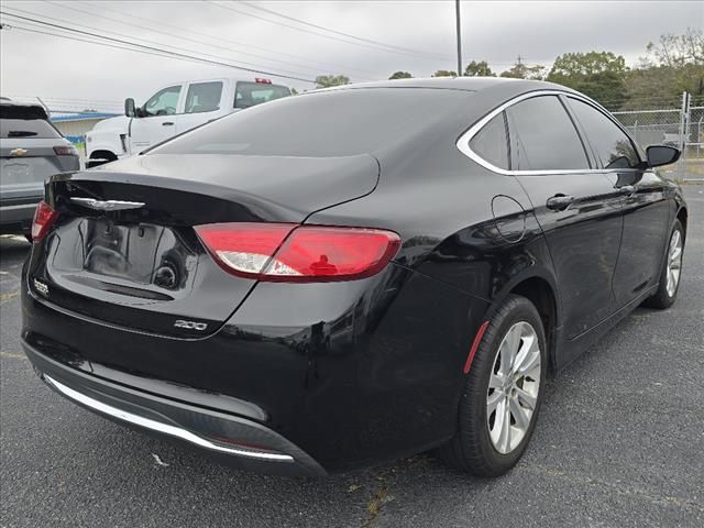 2016 Chrysler 200 Limited 8