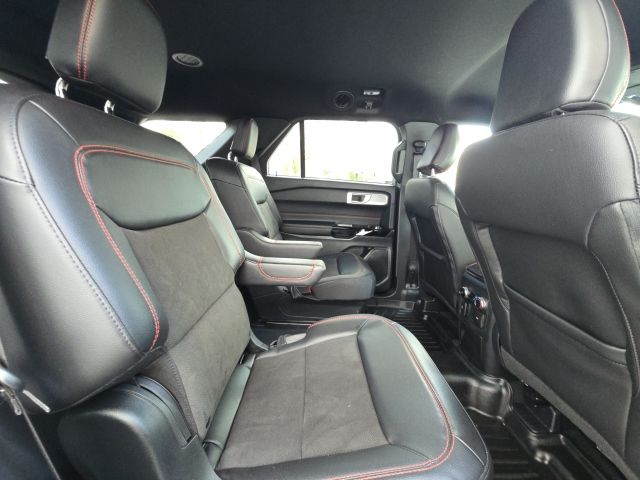 2023 Ford Explorer ST-Line:168512A