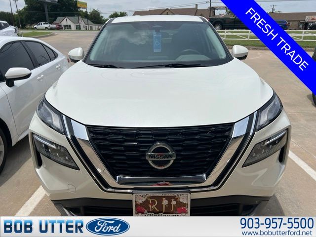 Pearl White Tricoat 2021 Nissan Rogue SUV / Crossover Front-Wheel Drive Continuously Variable Transmission