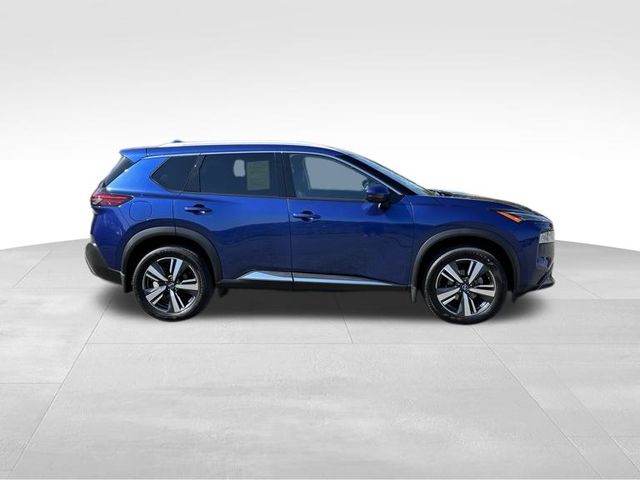 2023 Nissan Rogue SL 24